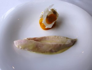 Third course - Hawkesbury free range chicken, steamed brioche, egg yolk confit, Alba truffle