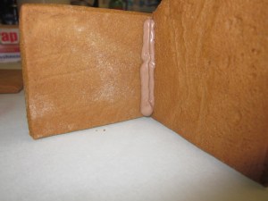 3. Pipe additional chocolate inside the join to strengthen